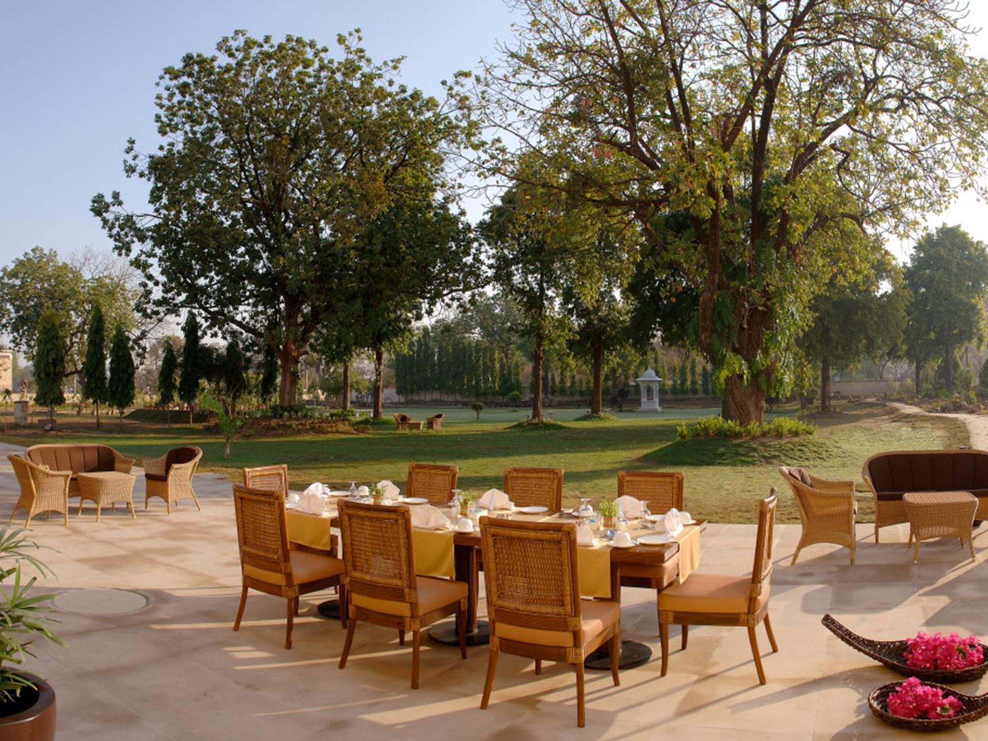 The Lalit Temple View Otel Khajurāho Dış mekan fotoğraf